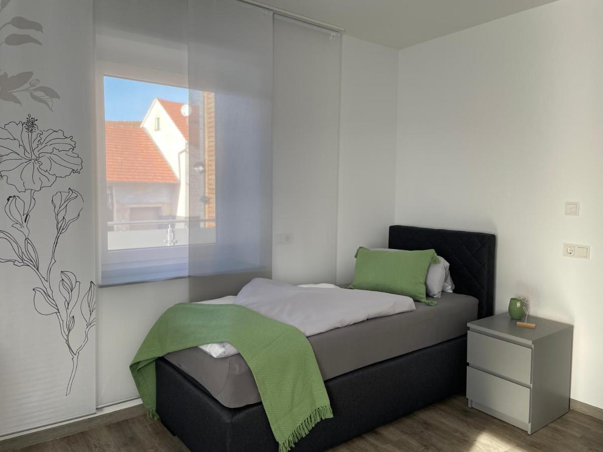 Wohnung Fuer Berufstaetige 汉菲尔德 外观 照片