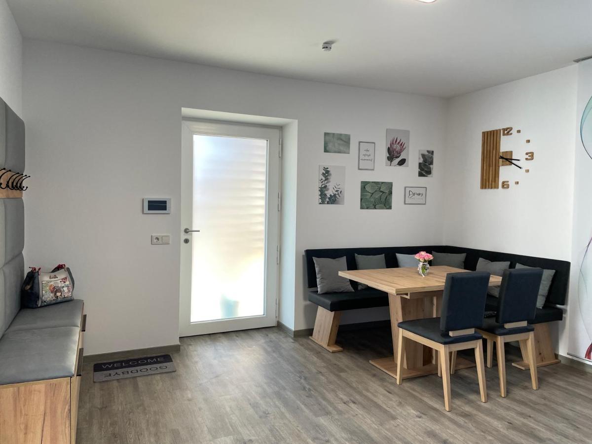 Wohnung Fuer Berufstaetige 汉菲尔德 外观 照片